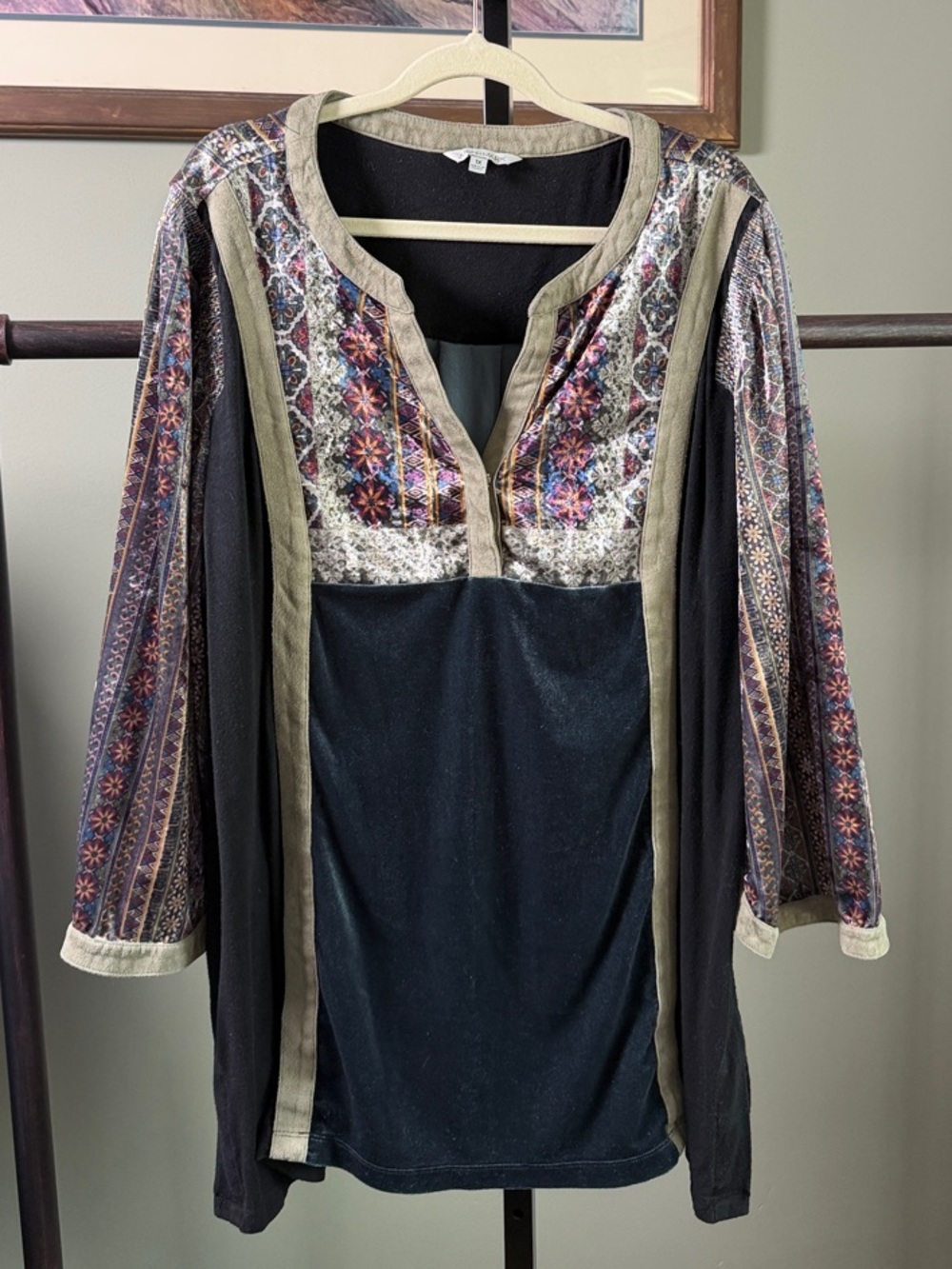 John Mark Black Tunic with Olive Trim and Multicolor Embroidery Size 1X